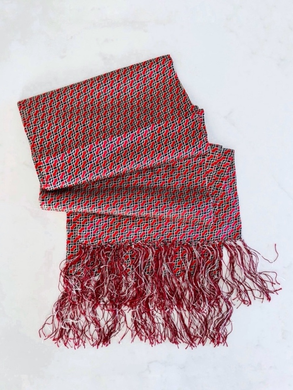 VTG Chinese Arts & Crafts Silk Interlocking Chain Pattern Scarf, Red & Navy Blue